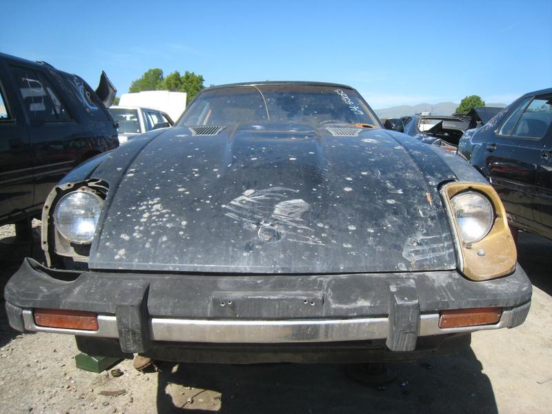Illustration for article titled Striking Black Gold In The Junkyard